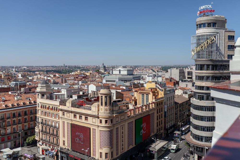 Hostal Charlotte-Gran Via Madrid Bagian luar foto