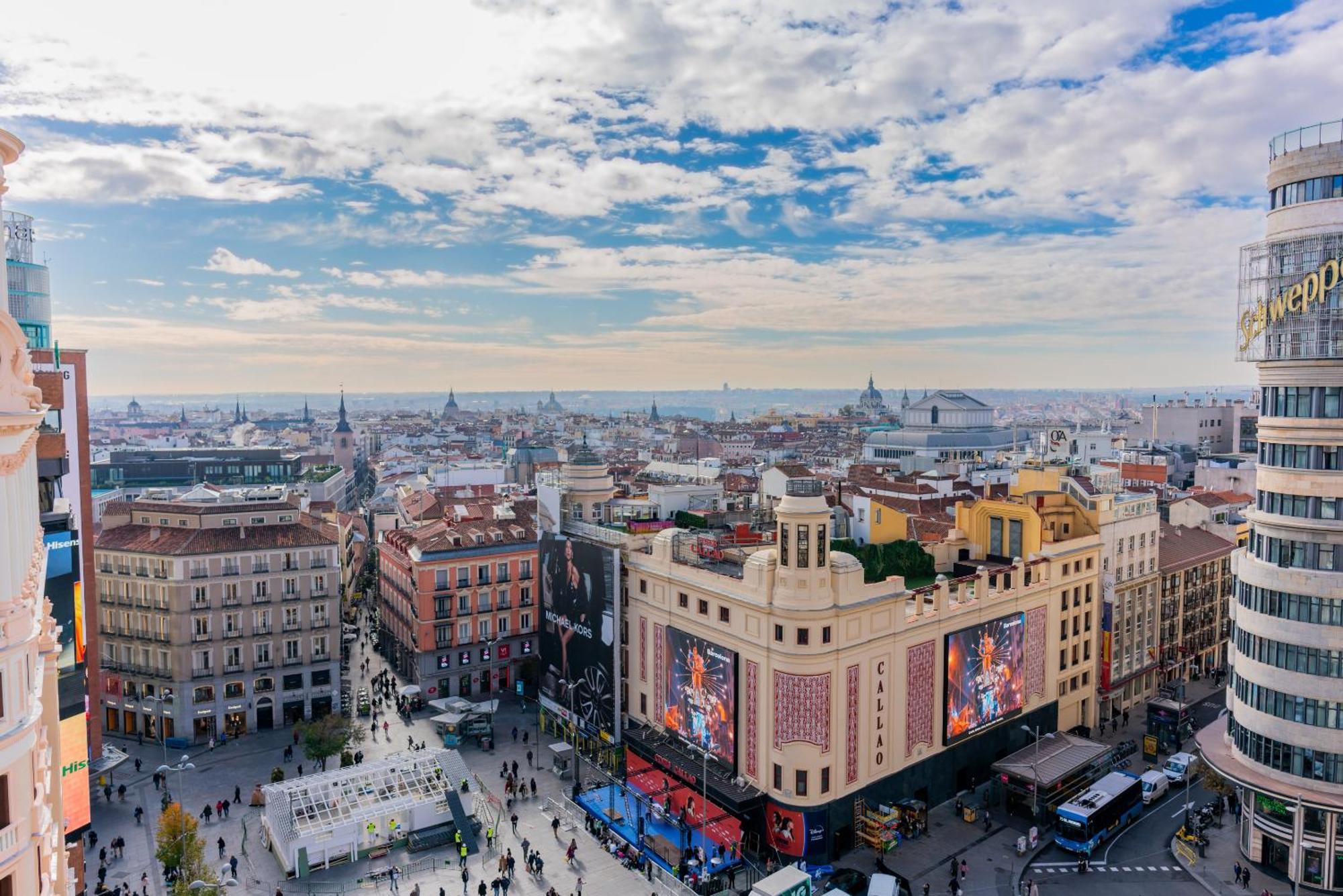 Hostal Charlotte-Gran Via Madrid Bagian luar foto