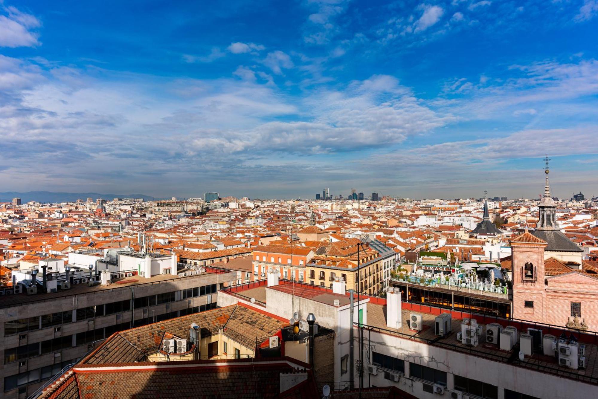 Hostal Charlotte-Gran Via Madrid Bagian luar foto