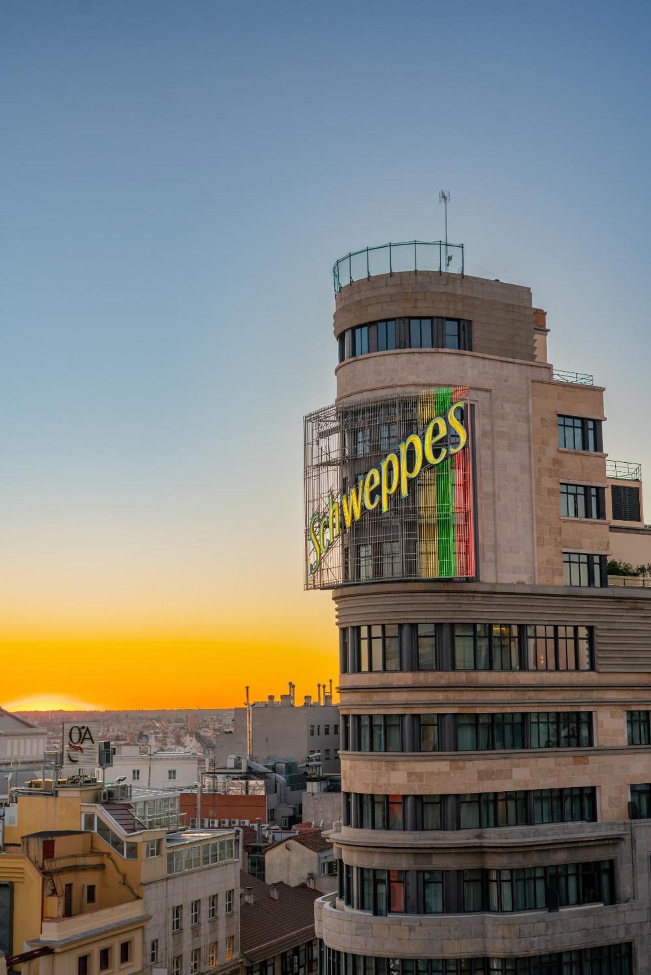 Hostal Charlotte-Gran Via Madrid Bagian luar foto
