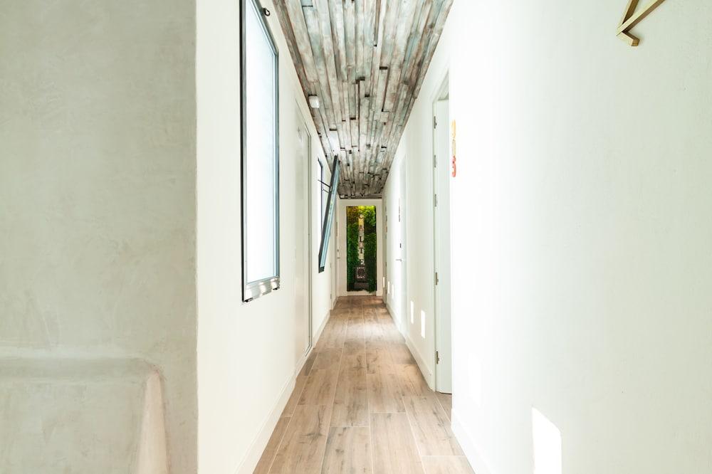 Hostal Charlotte-Gran Via Madrid Bagian luar foto